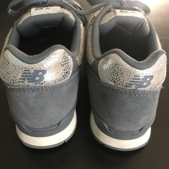 Like New-Silver & Gray New Balance Sneakers - Picture 4 of 7